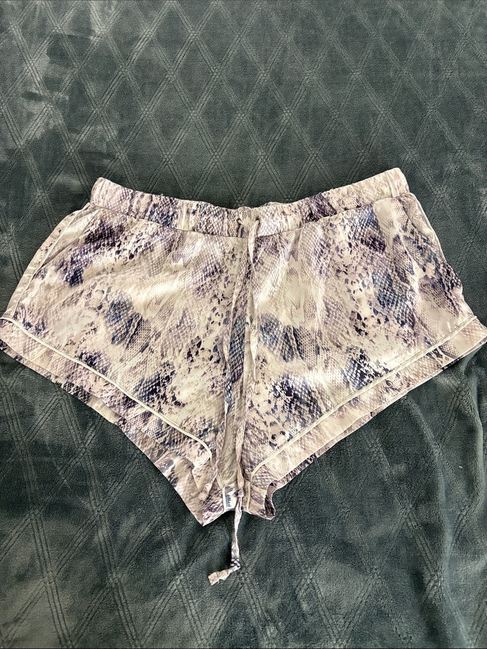 Light Lavender Snake-Print Women's Lounge Shorts